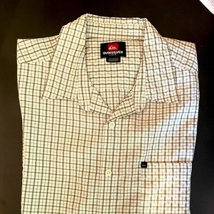 Men’s Quicksilver Short Sleeve Shirt